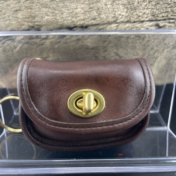 Vintage Coach Brown Leather Coin Pouch with Gold Clasp - Picture 1 of 5